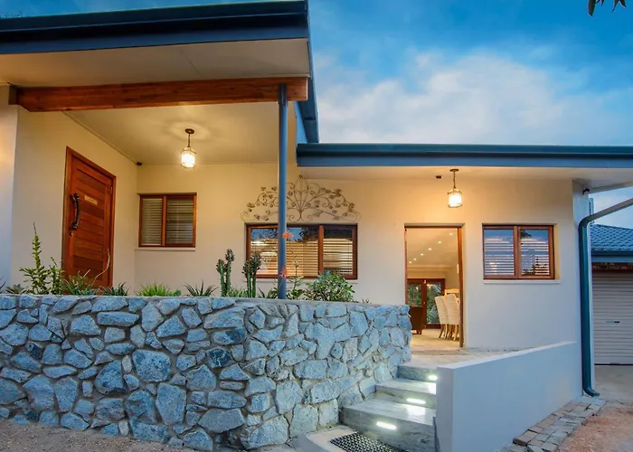 5 star hotels Indalo Leaves Lodge And Spa